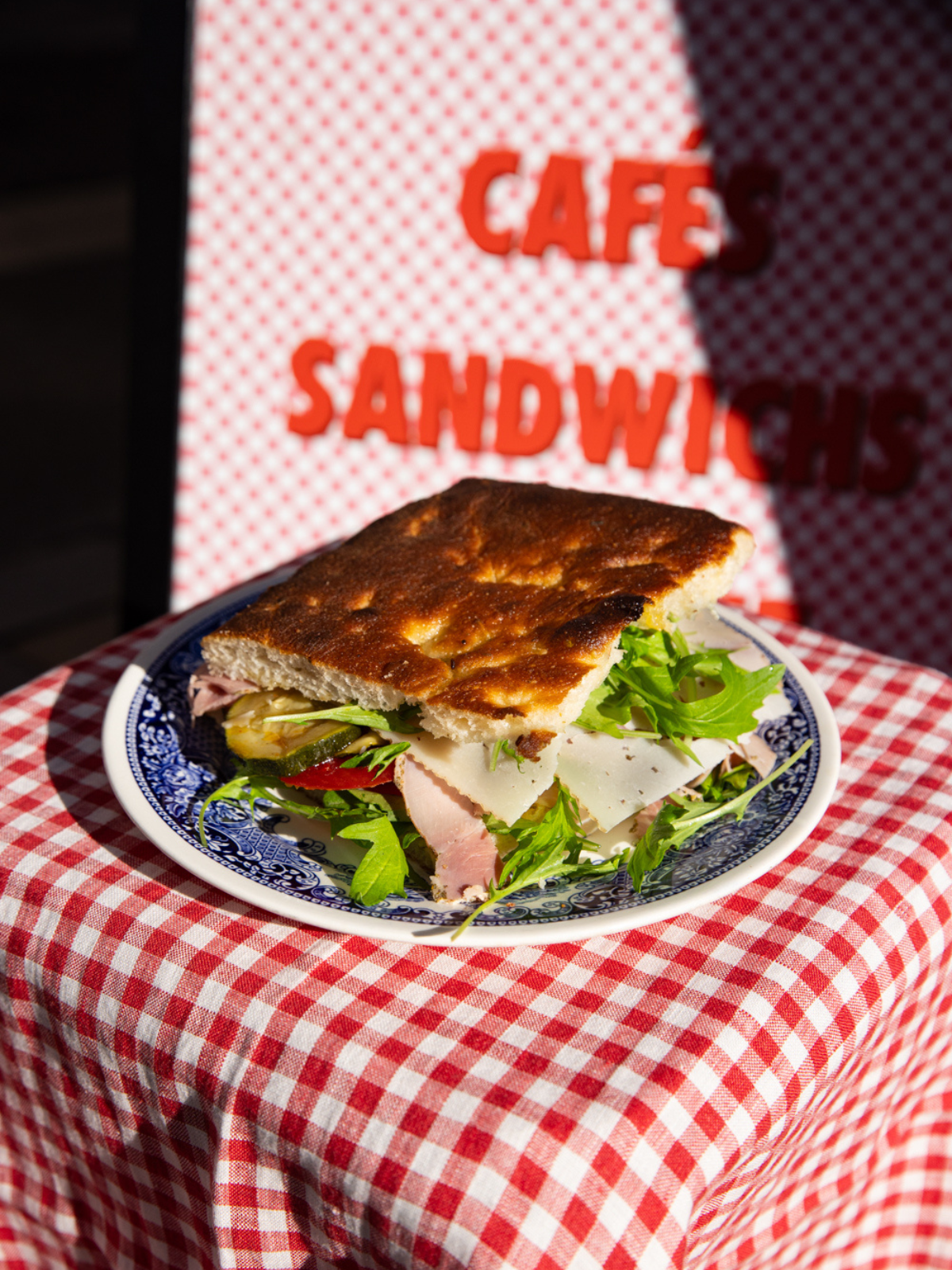 Chez La Belge, Chez La Belge Arles, restaurant Chez La Belge Arles, 43 rue du 4 septembre Arles, restaurant centre historique Arles, coffee shop Arles, café Arles, restaurant Arles centre, sandwicherie Arles, trattoria Arles, tapas Arles, déjeuner Arles, manger à Arles, où déjeuner à Arles, restaurant convivial Arles, focaccia Arles, sandwich focaccia Arles, café de spécialité Arles, cappuccino Arles, matcha Arles, tartines Arles, gâteaux maison Arles, apéro Arles, assiettes à partager Arles, vin et tapas Arles, coffee shop italien Arles, adresse gourmande Arles, restaurant méditerranéen Arles, lieu apéro Arles, restaurant focaccia Arles, restaurant terrasse Arles, brunch Arles, coffee shop Arles, restaurant Arles centre, focaccia Arles, tapas Arles, sandwicherie Arles, café Arles, déjeuner Arles, apéro Arles, trattoria Arles, Chez La Belge Arles