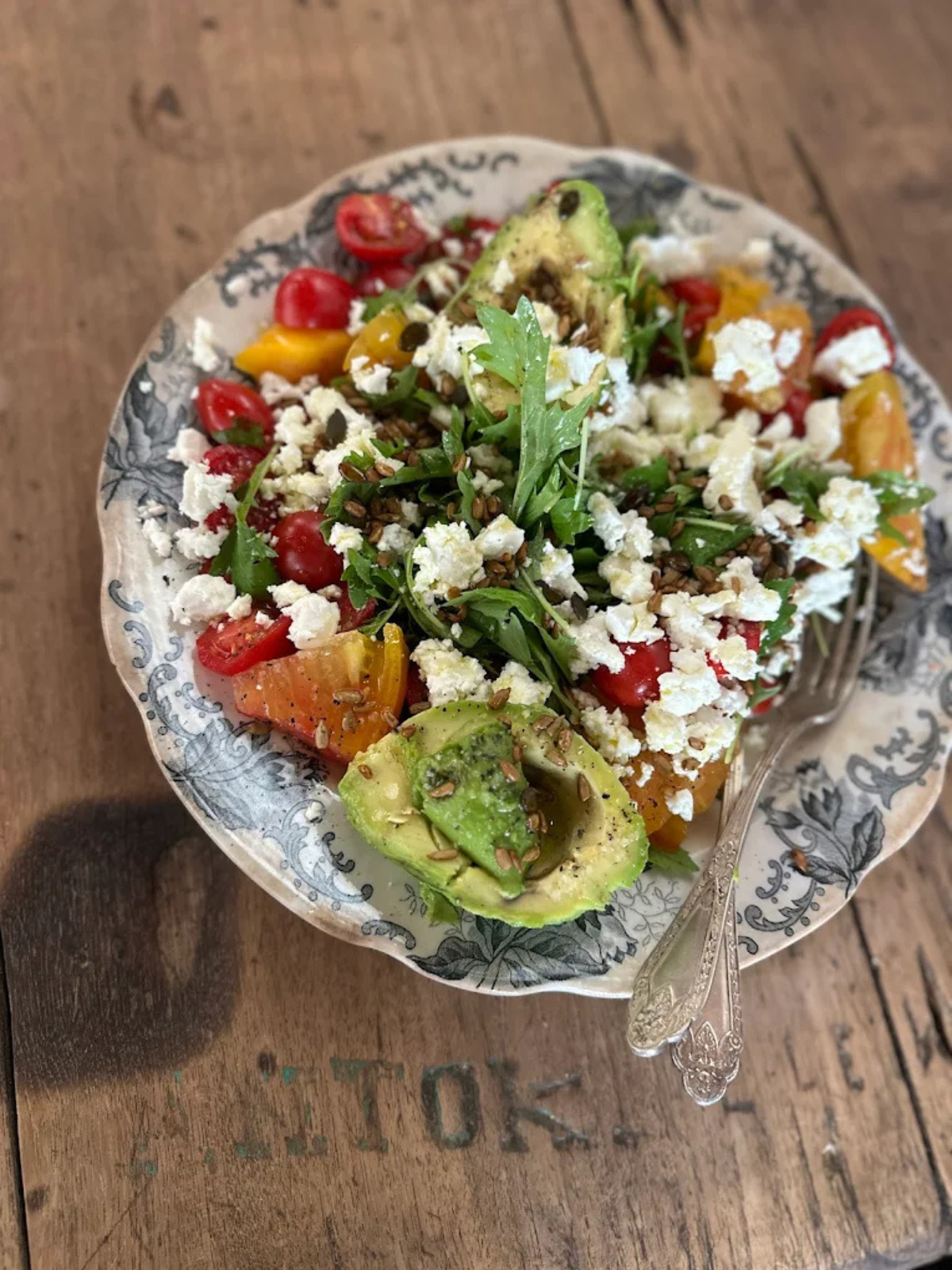 Chez La Belge, Chez La Belge Arles, restaurant Chez La Belge Arles, 43 rue du 4 septembre Arles, restaurant centre historique Arles, coffee shop Arles, café Arles, restaurant Arles centre, sandwicherie Arles, trattoria Arles, tapas Arles, déjeuner Arles, manger à Arles, où déjeuner à Arles, restaurant convivial Arles, focaccia Arles, sandwich focaccia Arles, café de spécialité Arles, cappuccino Arles, matcha Arles, tartines Arles, gâteaux maison Arles, apéro Arles, assiettes à partager Arles, vin et tapas Arles, coffee shop italien Arles, adresse gourmande Arles, restaurant méditerranéen Arles, lieu apéro Arles, restaurant focaccia Arles, restaurant terrasse Arles, brunch Arles, coffee shop Arles, restaurant Arles centre, focaccia Arles, tapas Arles, sandwicherie Arles, café Arles, déjeuner Arles, apéro Arles, trattoria Arles, Chez La Belge Arles